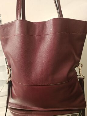 SFW Everyday Leather Tote in Deep Wine